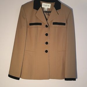 Vintage Jones New York Suit 2 piece size 6